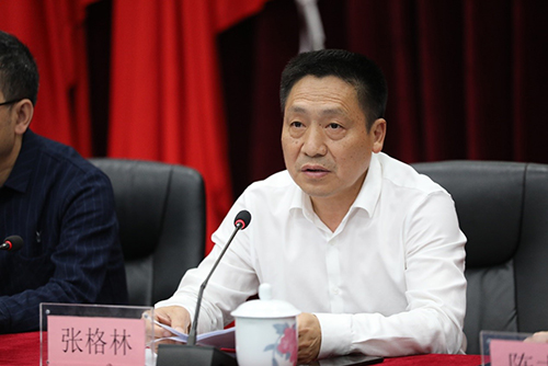 九州网页版召开“干部能力提升年” 活动推进会暨“8090”读书班开班动员会