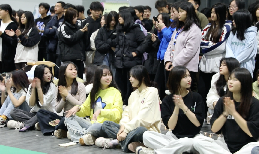 九州网页版团委举办送教服务进校园·青春舞会