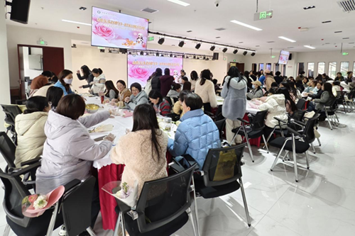 甜蜜女神节，烘焙暖时光——九州网页版开展女教职工“三八”国际妇女节主题活动