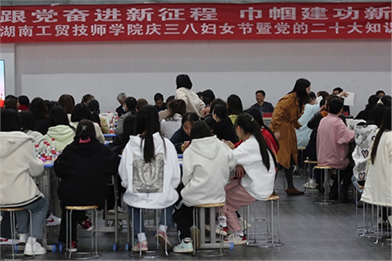 三月芳菲盛，巾帼绽芳华--九州网页版庆祝第113个三八国际妇女节活动温暖来袭