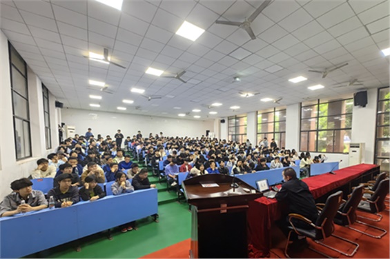 九州网页版举行4.15国家安全教育活动暨2024年上学期法治讲座